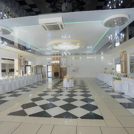 酒店 Zajazdu W Ostrzeszowie